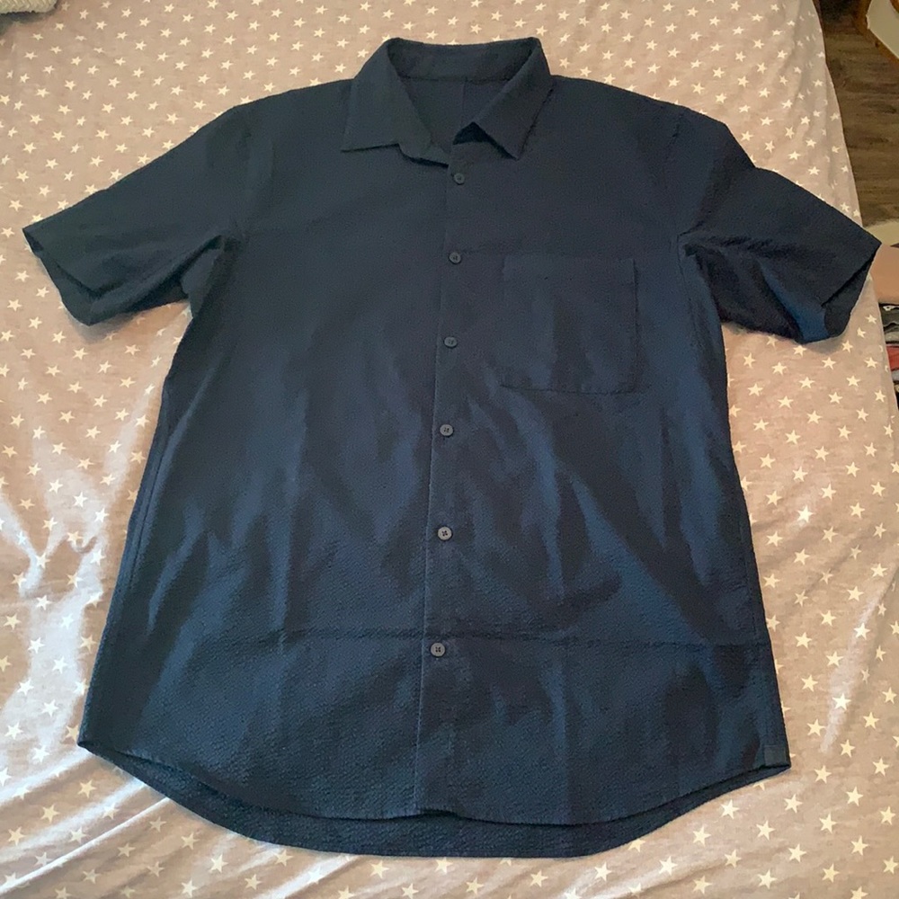 Men’s Lululemon Button Up Shirt